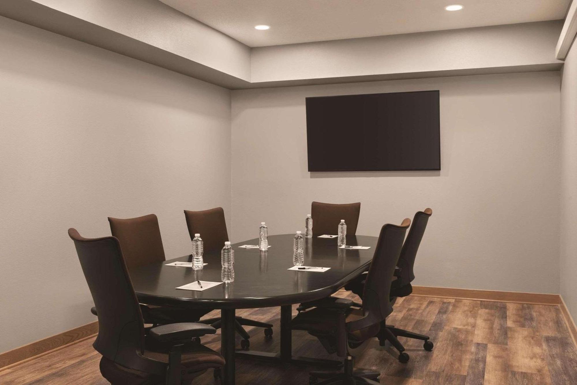 Radisson Hotel & Conference Center Rockford Luaran gambar