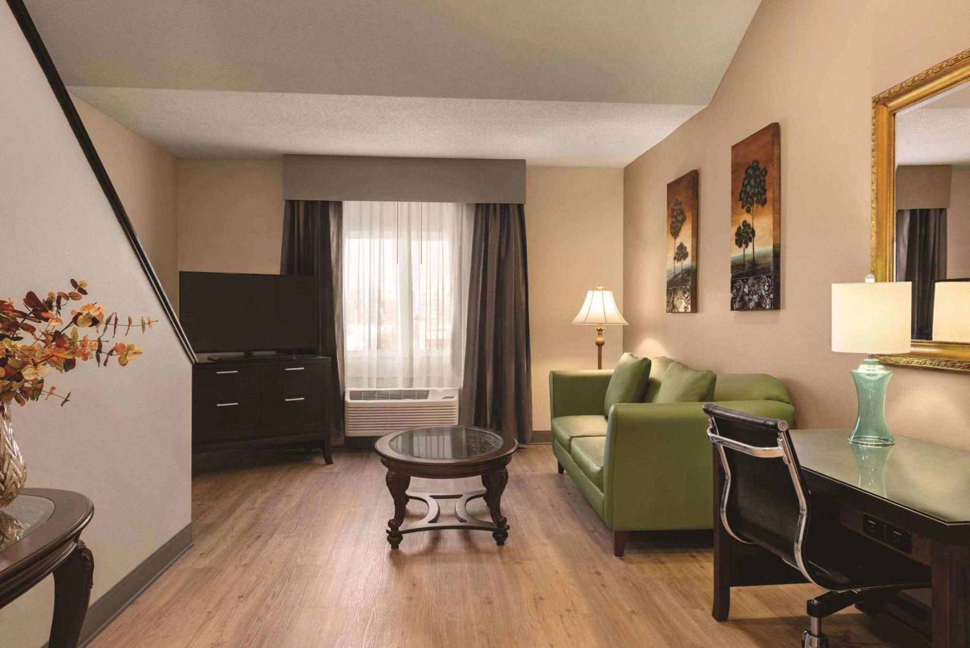 Radisson Hotel & Conference Center Rockford Luaran gambar